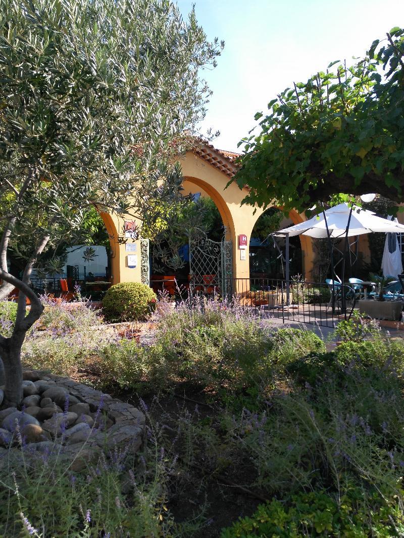 Hotel Le Provencal Logishotels 레지상브르 외부 사진