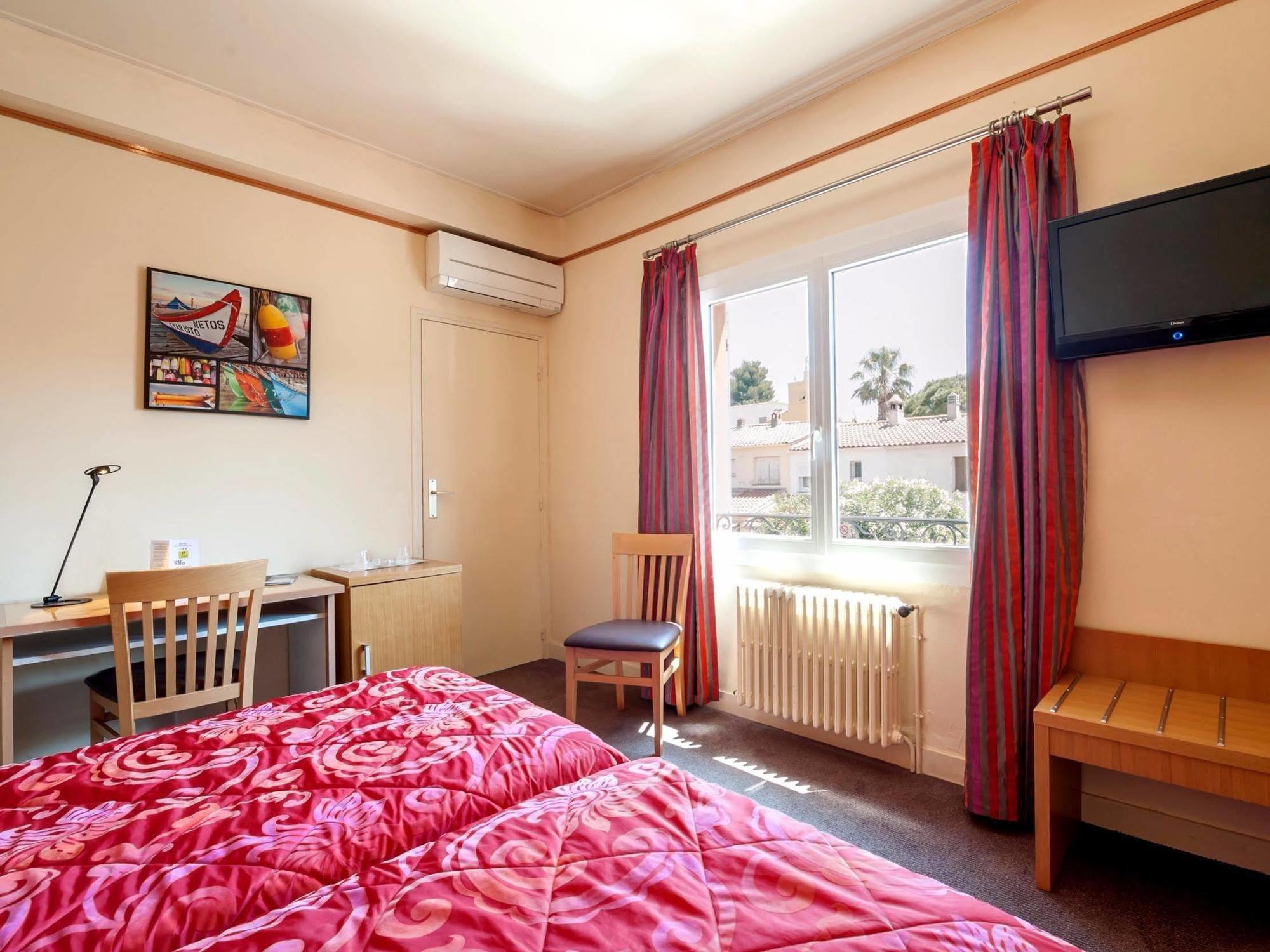Hotel Le Provencal Logishotels 레지상브르 외부 사진