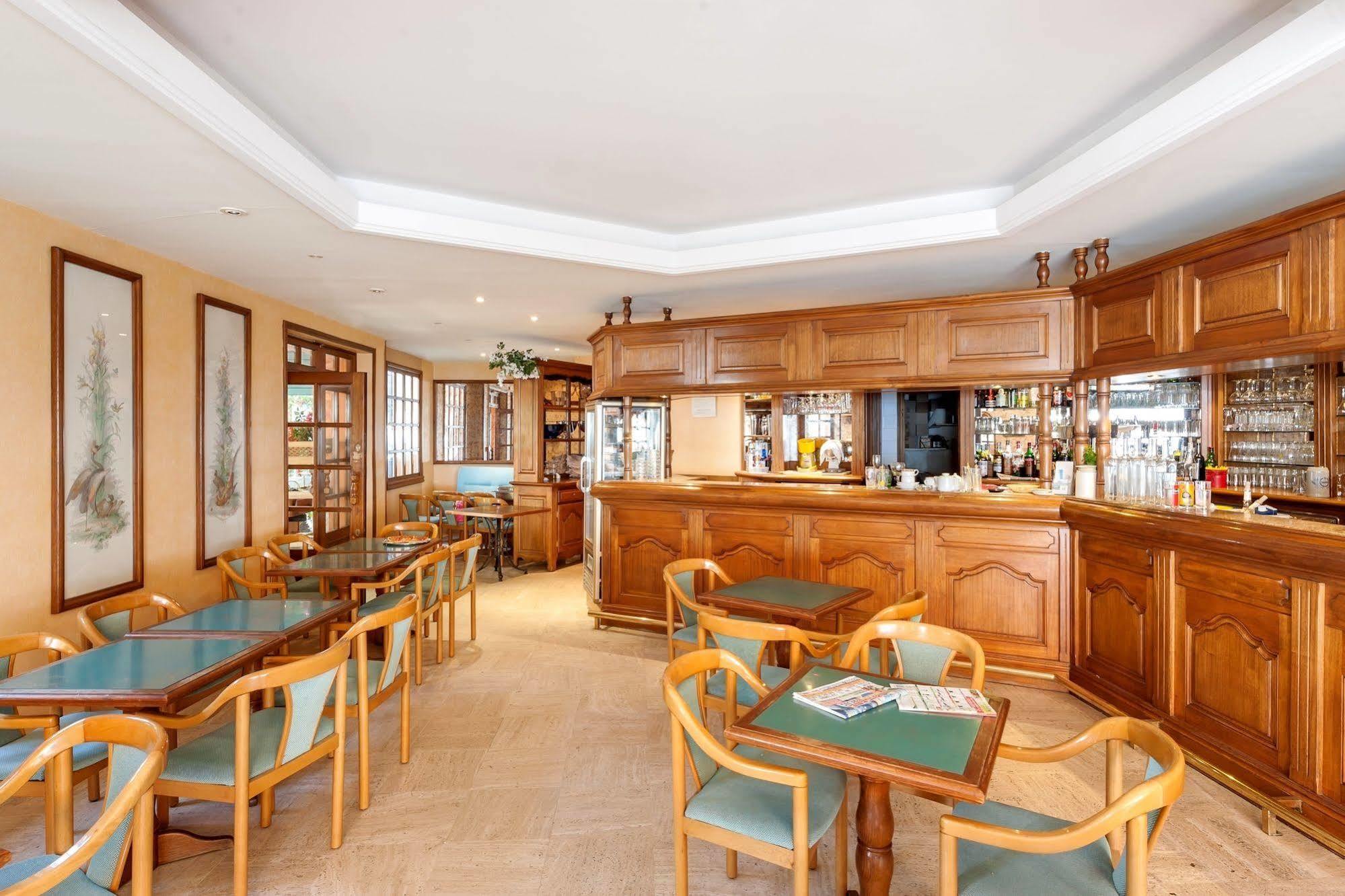 Hotel Le Provencal Logishotels 레지상브르 외부 사진