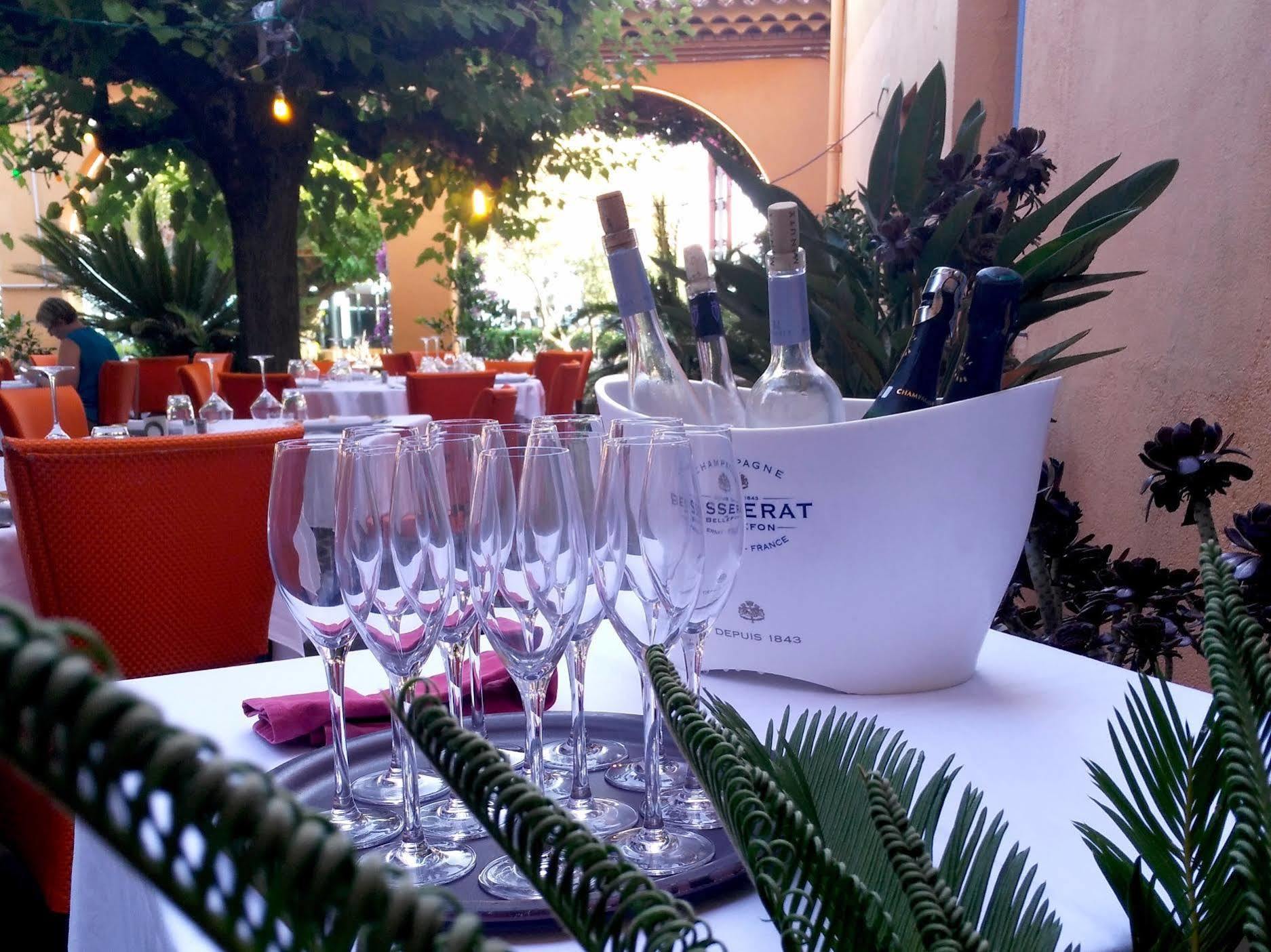 Hotel Le Provencal Logishotels 레지상브르 외부 사진